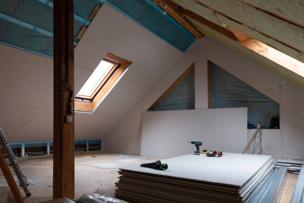 Best Specialized Insulation Services in Lipatria, CA